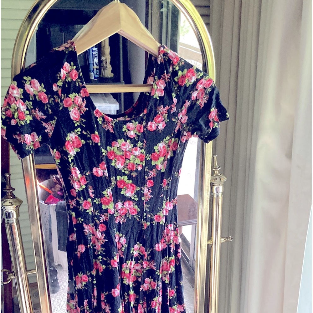 Dress-size sm